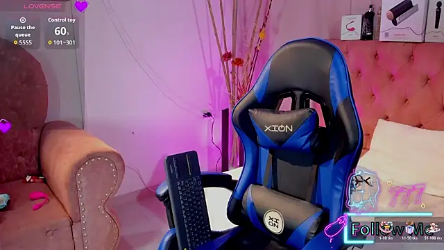  taylor black online show from March 23, 10:27 pm