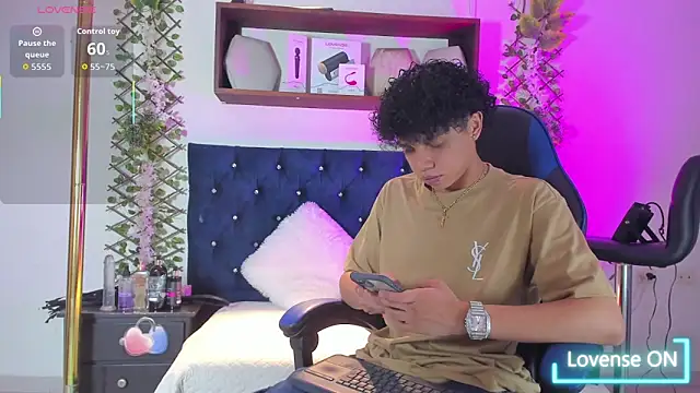  taylor black online show from January 5, 7:50 pm