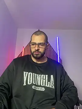 magnumchris online show from March 21, 2:32 pm