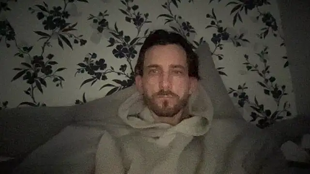 Big8inchUncutCock online show from April 18, 7:43 am