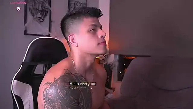 tyler muscle1 online show from October 22, 1:09 am