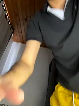 Michaell Spinelly online show from October 25, 7:59 pm