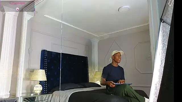 CharlesBrown  online show from March 25, 1:37 pm