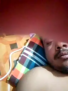 CatchingBouquet online show from October 4, 4:23 pm