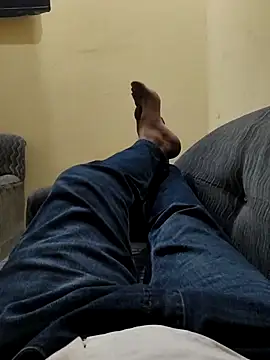 Lustyboy01789 online show from April 15, 1:33 pm