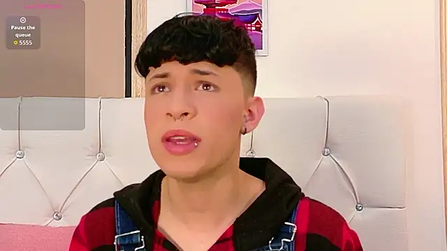 Axel  Evans online show from March 21, 11:47 am