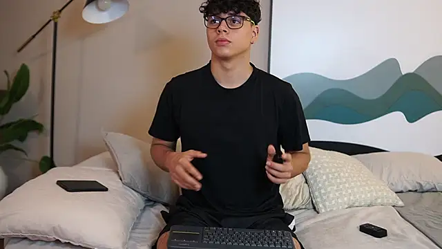 Ethan occonor online show from October 5, 6:34 pm