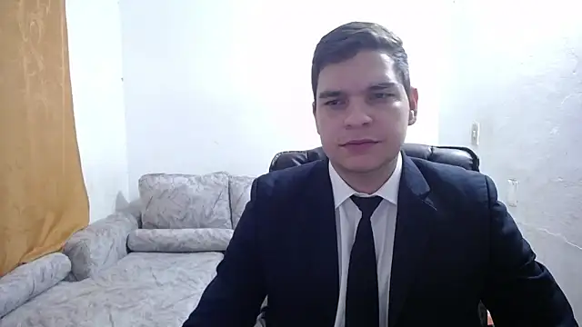 Victor Maitland online show from November 5, 8:00 pm