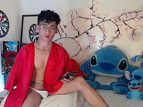 good boy in bed online show from December 4, 12:34 pm