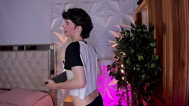 austin rouse online show from September 18, 4:03 am