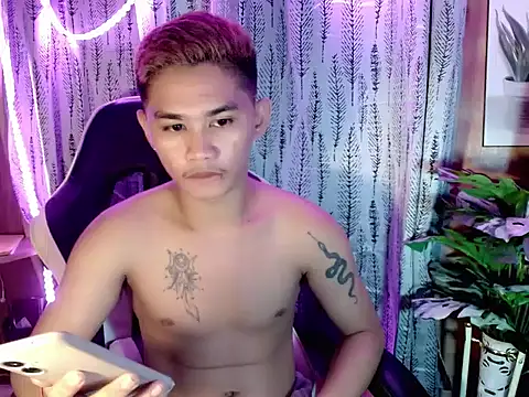 asianhardcock25 online show from October 27, 1:24 pm
