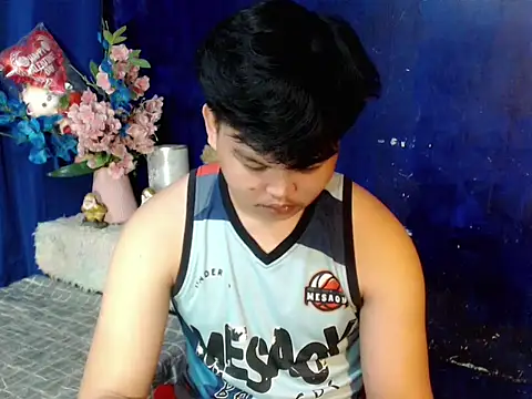 Reynelcock online show from March 1, 5:45 pm