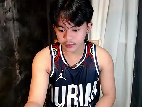 urguy toshi online show from September 23, 2:05 pm