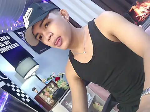 urhot chany online show from July 27, 4:58 pm