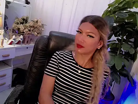 Queensabbyvee online show from September 26, 6:11 am