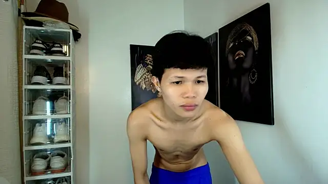 crazyasiantwink online show from October 23, 5:38 pm