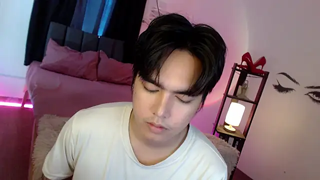 Snapshot of JakeXolsen chatting on October 10, 1:43 am JakeXolsen online show from October 10, 1:43 am