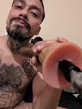 Cnutt310 online show from March 21, 2:32 pm