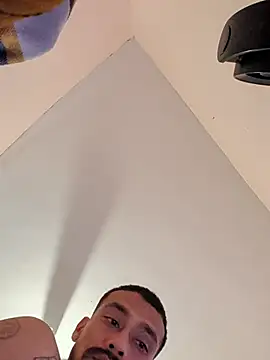 Cnutt310 online show from February 20, 7:59 pm