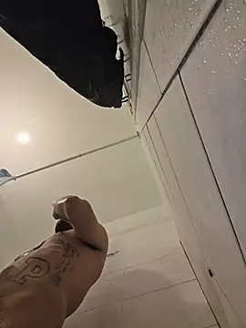 Cnutt310 online show from February 6, 1:02 am