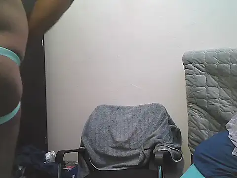 morenocabro10 online show from October 9, 10:03 pm