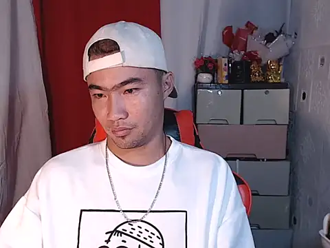 Siege cum69 online show from November 18, 6:55 pm