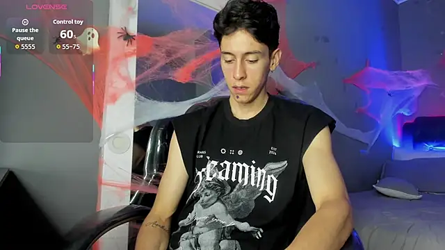 Snapshot of Jhon_snow22 chatting on October 20, 12:20 pm Jhon snow22 online show from October 20, 12:20 pm