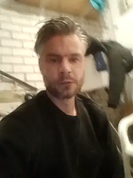 balkanbosna1122 online show from November 3, 10:11 pm