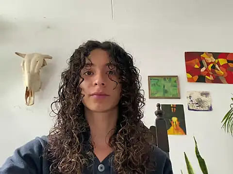 camille delrey online show from October 31, 6:11 pm