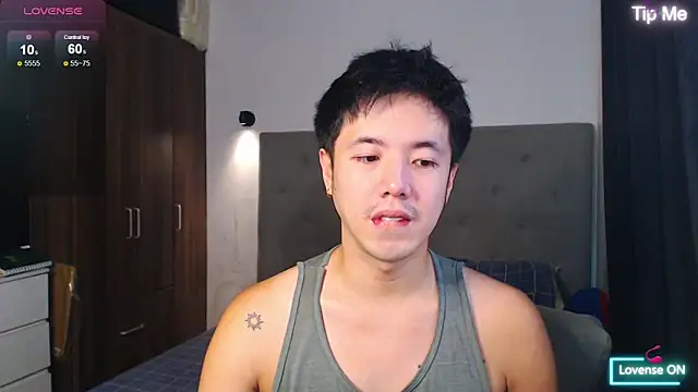 Addictiveboi online show from April 23, 3:33 am