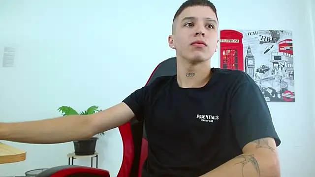 Cumandres18 online show from November 22, 3:11 pm