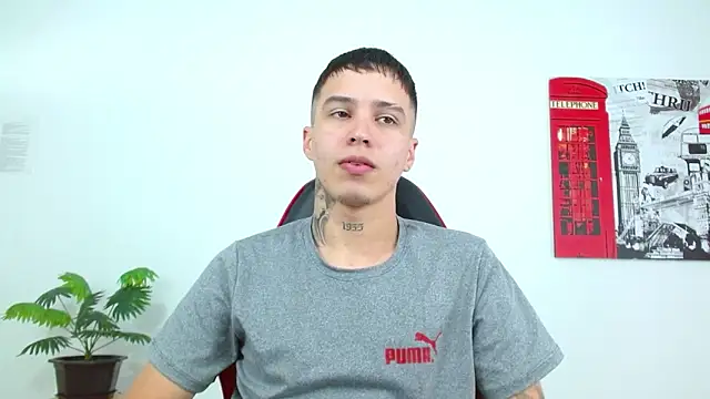 Cumandres18 online show from March 13, 3:19 pm