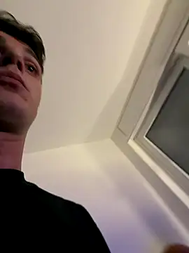 t4ziobest9 online show from November 29, 11:51 pm