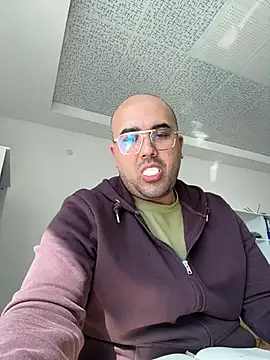 Burak6850 online show from April 7, 7:30 am