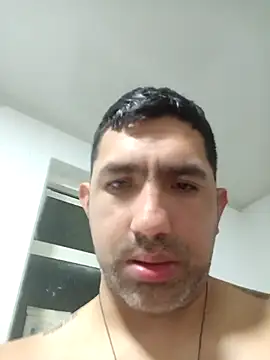 Snapshot of Exotico2025 chatting on October 19, 5:49 pm Exotico2025 online show from October 19, 5:49 pm