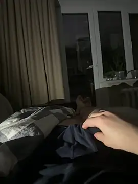 Maxim 16cm online show from March 22, 8:14 pm