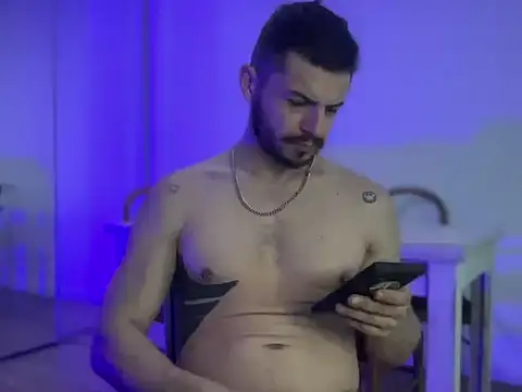 lat20arxh online show from April 21, 4:57 pm