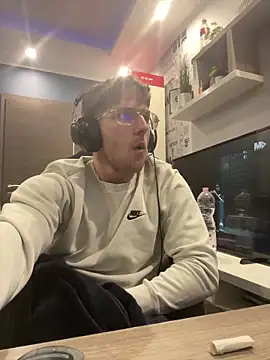 Sexaddict05 online show from April 8, 10:40 pm