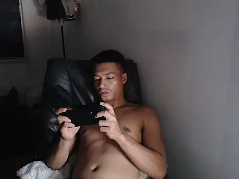 Asian gregor online show from May 24, 8:15 pm
