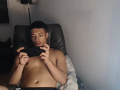 Asian gregor online show from May 29, 8:30 pm