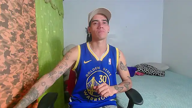 kilyan--x x online show from October 15, 3:58 am