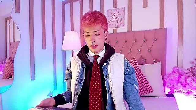 OzorioDany online show from April 21, 4:40 am