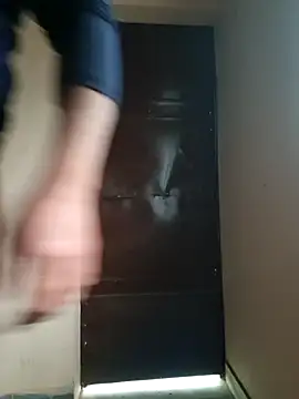 MaxB057 online show from December 19, 9:28 am