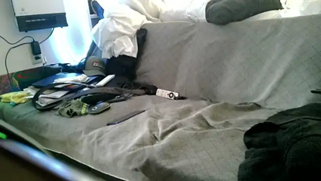 Luv2SuckBWC92 online show from December 3, 4:46 pm