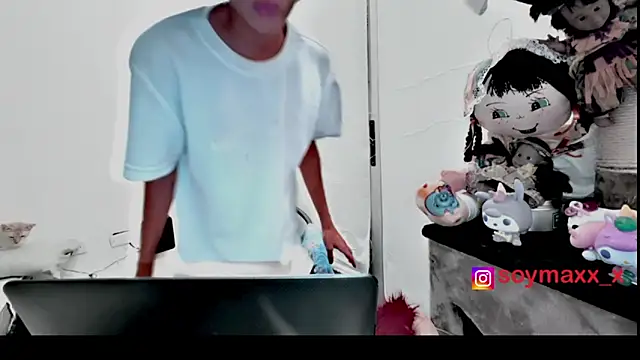 Max Rain online show from February 1, 11:42 am