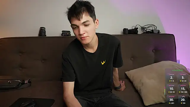 MattyandAiden online show from April 7, 5:13 pm