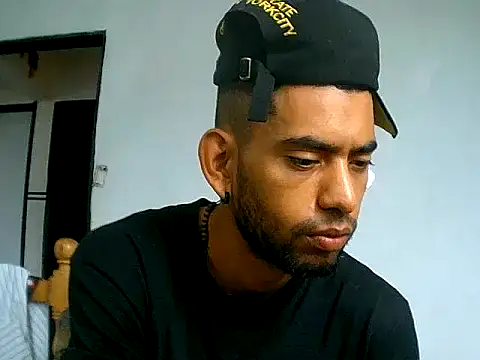 Negritohot2828 online show from April 5, 2:13 pm