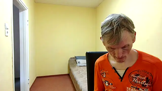 k74robert online show from April 11, 2:53 pm