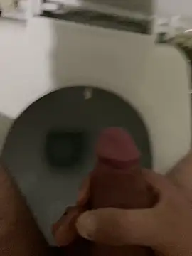 Snapshot of Can0601 chatting on October 15, 11:01 pm Can0601 online show from October 15, 11:01 pm