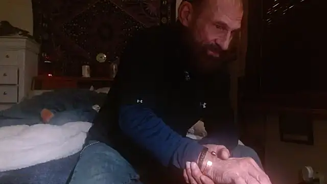 reebokrick650 online show from December 2, 4:04 am